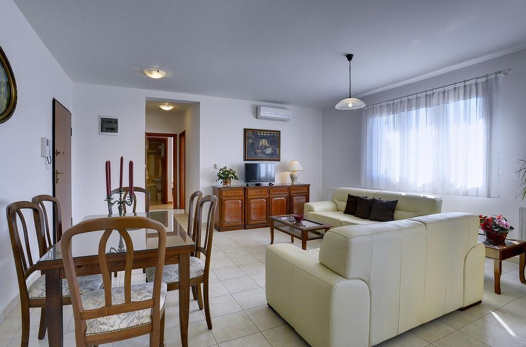 Apartment Bella Pula Exterior photo