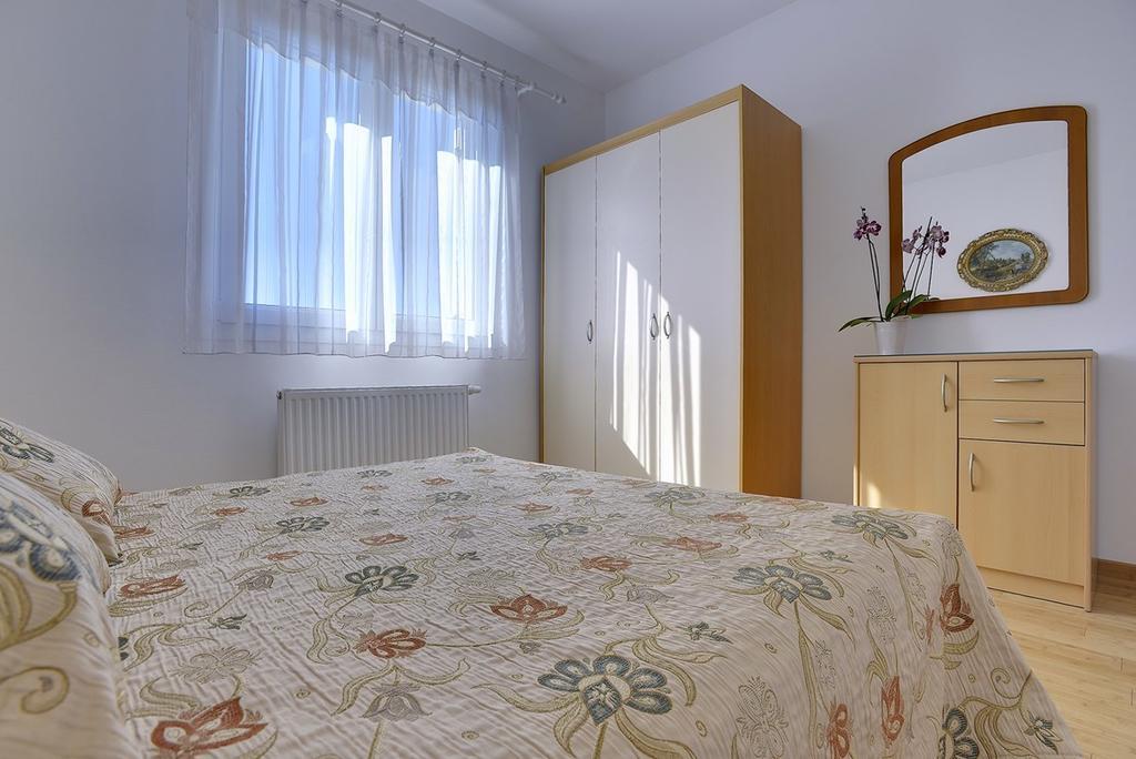 Apartment Bella Pula Exterior photo